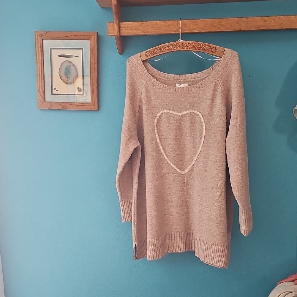 LC Lauren Conrad Beige Rose Gold Specks Heart Sweater Valentines